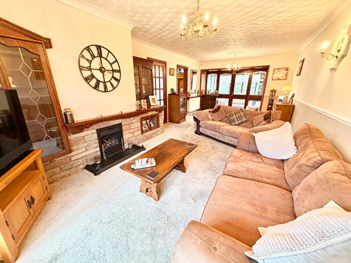 3 Bedroom Detached House For Sale In St. Georges Road, Netherton, Dudley, DY2