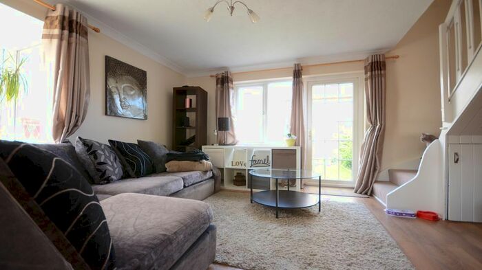 2 Bedroom End Of Terrace House To Rent In Sweet Briar Drive, Calcot, Reading, RG31