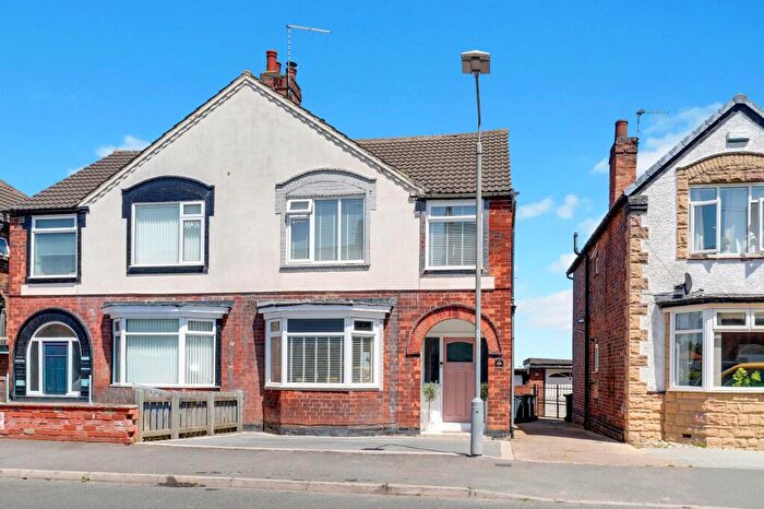 3 Bedroom Semi-Detached House For Sale In Standhill Road, Carlton, NG4