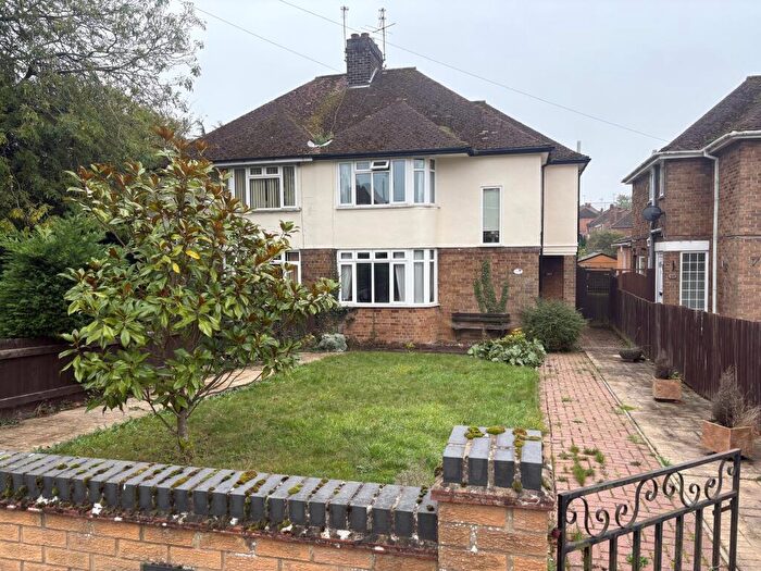 3 Bedroom Semi-Detached House To Rent In Cottingham Road, Corby, NN17