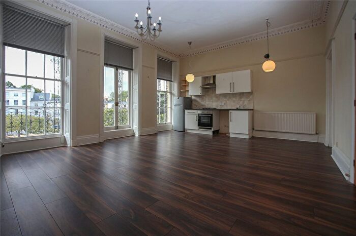 1 Bedroom Flat To Rent In Berkeley Place, Cheltenham, Glos, GL52