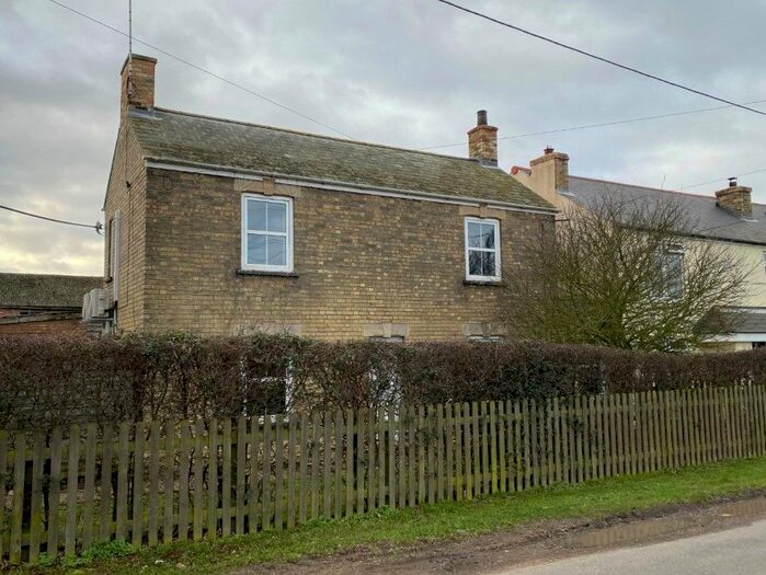 3 Bedroom Detached House For Sale In Whitegate Farm Cottage, Witcham Road, Mepal, Ely, Cambridgeshire, CB6