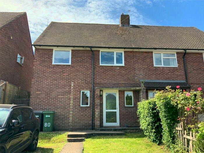 3 Bedroom Parking/garage To Rent In Fivefields Road, Winchester, Hampshire, SO23