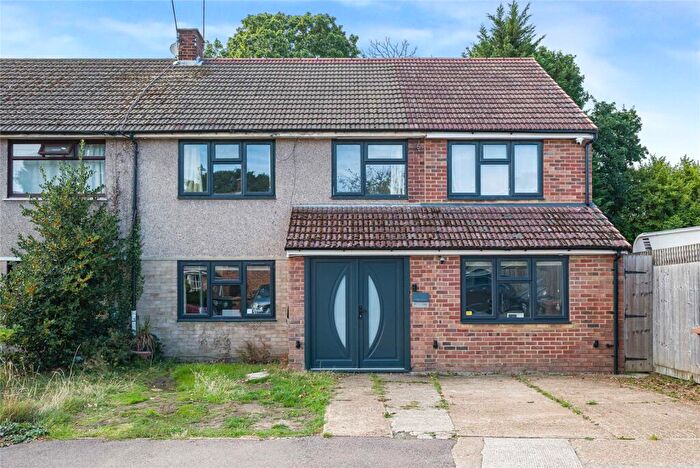 6 Bedroom Semi-Detached House For Sale In Spurrell Avenue, Bexley, Kent, DA5