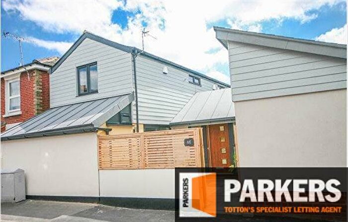 2 Bedroom Semi-Detached House To Rent In Sir Georges Road, Freemantle, SO15