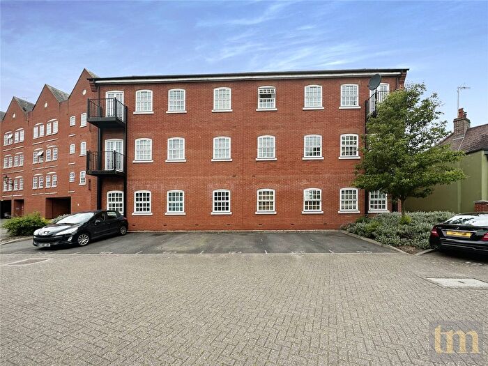 2 Bedroom Flat To Rent In Waterside Lane, Colchester, Essex, CO2