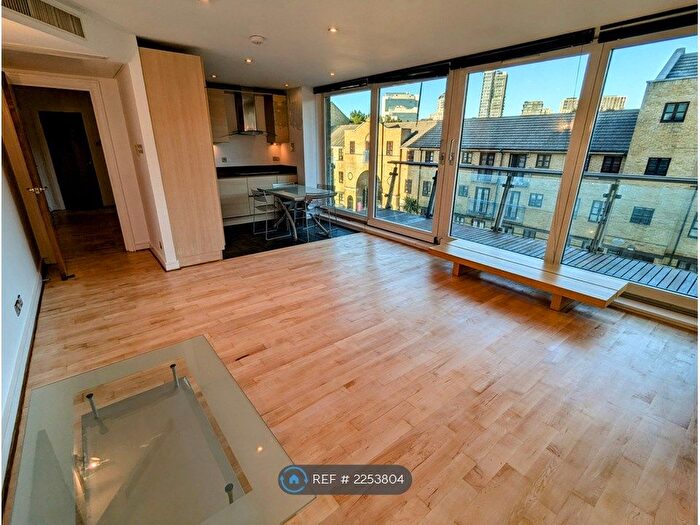 2 Bedroom Flat To Rent In Cinnabar Wharf East, London, E1W