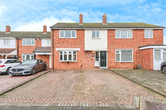 3 Bedroom Terraced House For Sale In Milton Avenue, Tamworth, B79