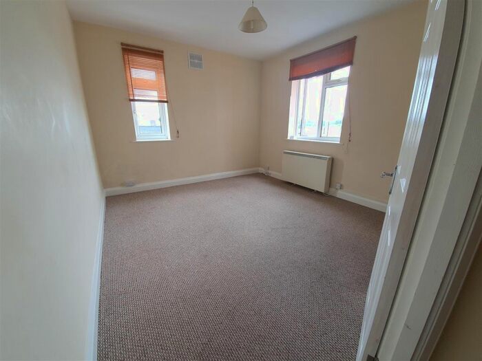 Studio To Rent In Terrace Road, Bournemouth, BH2