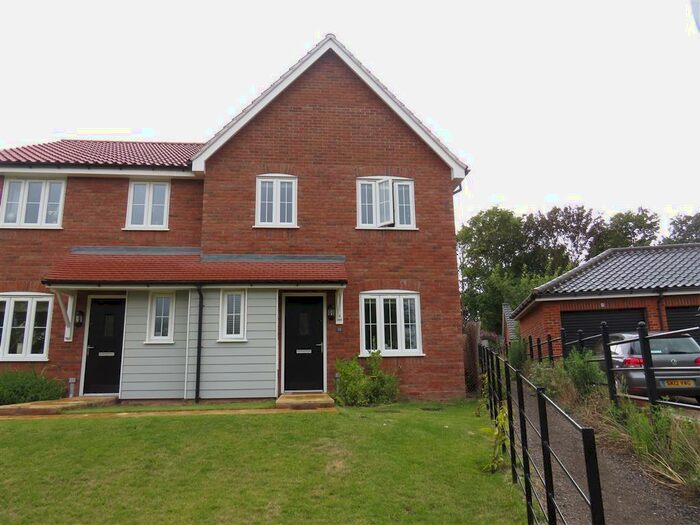 3 Bedroom Semi-Detached House To Rent In Regal Gardens, Framlingham, Woodbridge, IP13