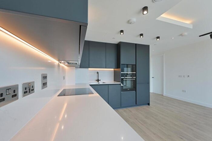 1 Bedroom Apartment For Sale In Valencia Tower, City Road, EC1V