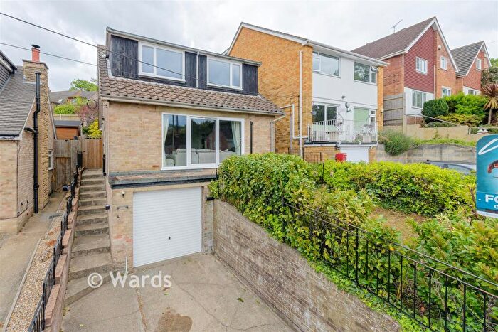 3 Bedroom Detached House For Sale In Prince Charles Avenue, Walderslade, Chatham, Kent, ME5