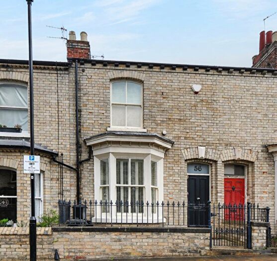 3 Bedroom Terraced House For Sale In Thorpe Street, York, YO23