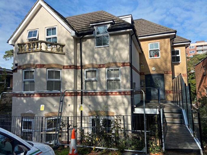 2 Bedroom Flat For Sale In Flat, A Manor Road, Bournemouth, Dorset, BH1