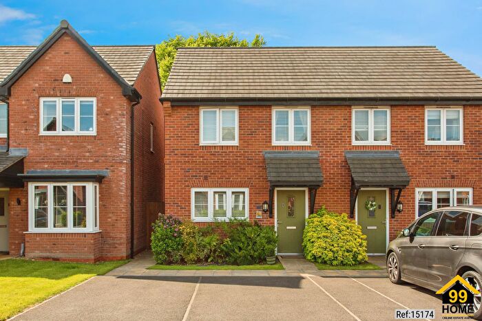 3 Bedroom Semi-Detached House For Sale In Buttercup, Standish, Wigan, WN6