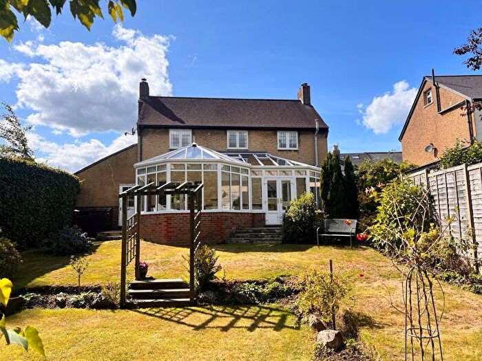 3 Bedroom House For Sale In Walton On The Hill, KT20