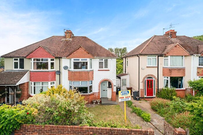 3 Bedroom Semi-Detached House For Sale In Station Road, Ditton, Aylesford, ME20