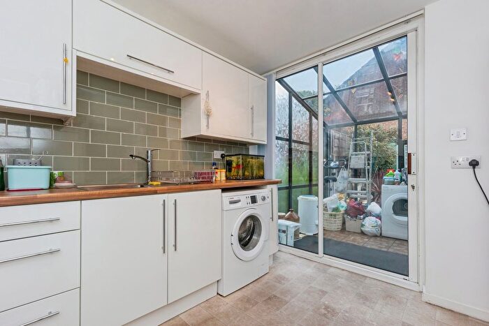 3 Bedroom End Terrace House For Sale In York Road, Sale, Greater Manchester, M33