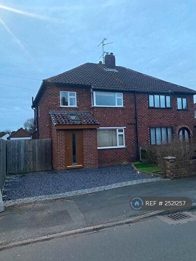 3 Bedroom Semi-Detached House To Rent In Toll Bar Road, Chester, CH3