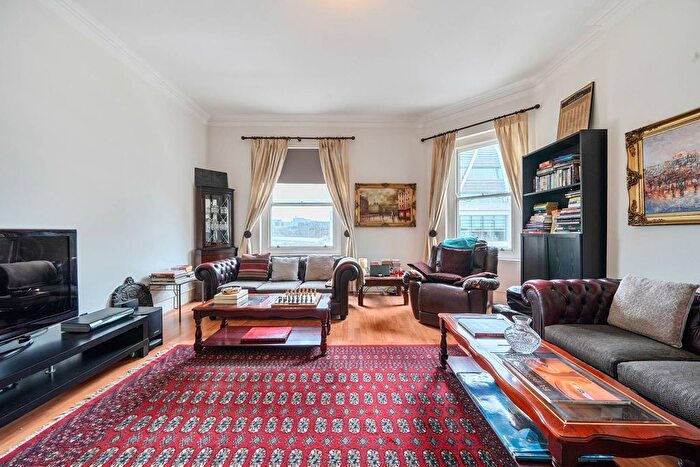 3 Bedroom Flat For Sale In Carlisle Place, Victoria, London, SW1P