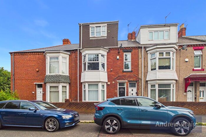 4 Bedroom Maisonette For Sale In Egerton Road, South Shields, NE34
