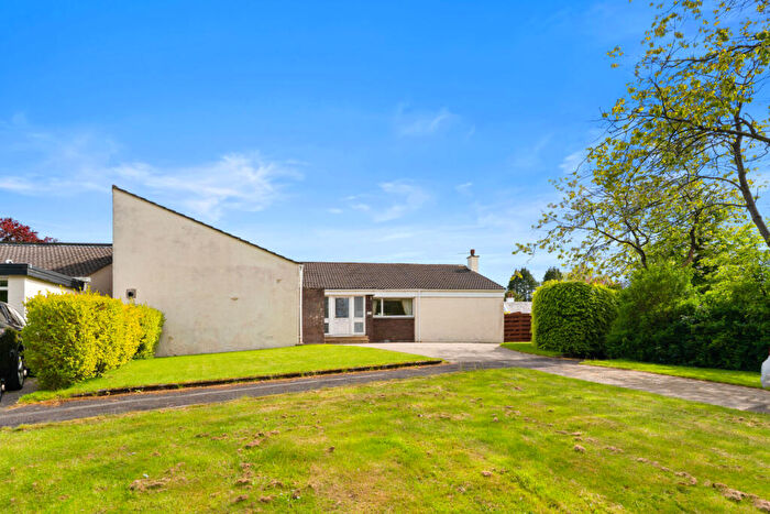 3 Bedroom Detached Bungalow For Sale In Four Windings, Houston, PA6