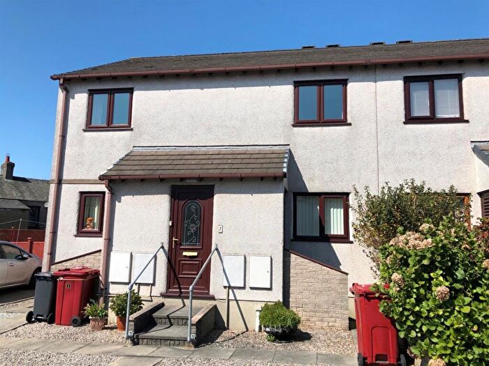 2 Bedroom Flat To Rent In William Close, Dalton In Furness, LA15