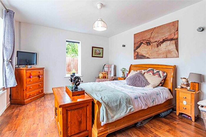 3 Bedroom Bungalow For Sale In Moor End, Eaton Bray, Central Bedfordshire, LU6