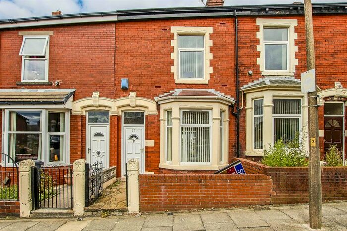 2 Bedroom Terraced House To Rent In Lynthorpe Road, Blackburn, BB2