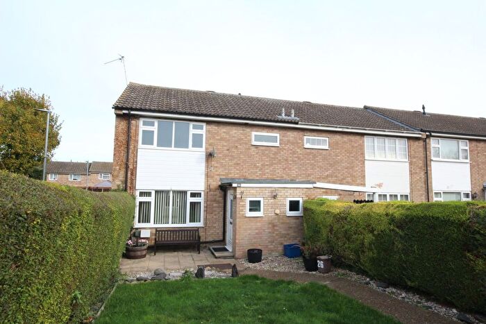 3 Bedroom Terraced House For Sale In Upper Maylins, Letchworth Garden City, SG6