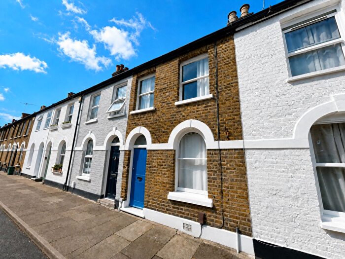 2 Bedroom Terraced House For Sale In Mooreland Road, Bromley, BR1