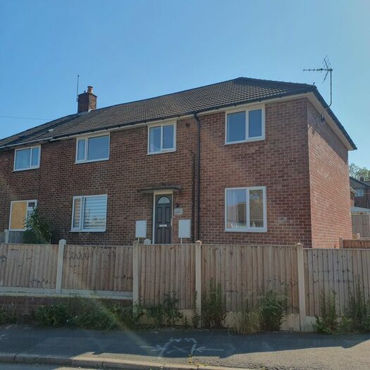 3 Bedroom Flat To Rent In Iron Cliff Road, Bolsover, S44