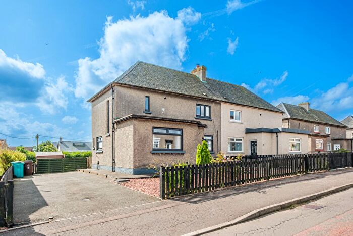 3 Bedroom Semi-Detached House For Sale In Caledonia Road, Shotts, ML7