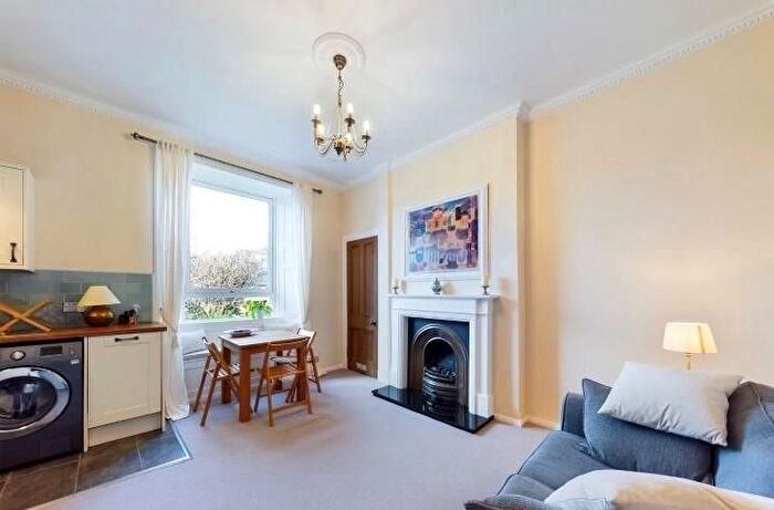 1 Bedroom Flat To Rent In Roseburn Street, Edinburgh, EH12