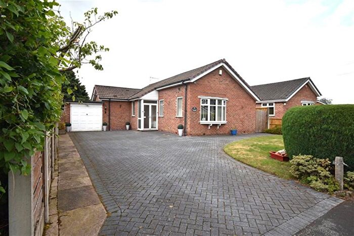 3 Bedroom Detached Bungalow For Sale In Bollinbarn, Macclesfield, SK10
