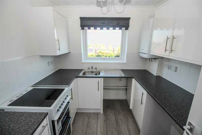 2 Bedroom Flat To Rent In Tangmere Close, Cramlington, NE23