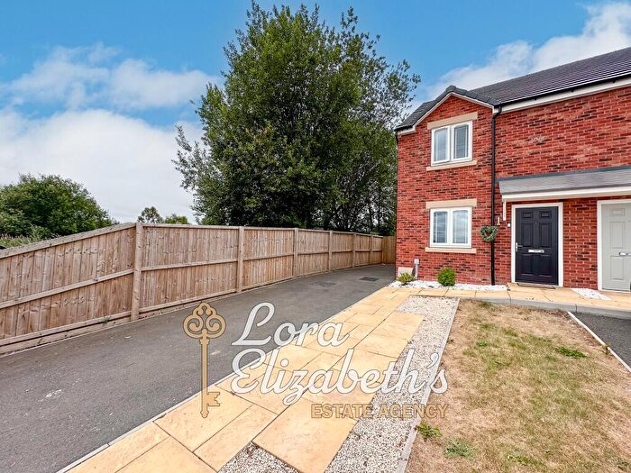 2 Bedroom End Of Terrace House For Sale In Portland Road, Langwith, NG20