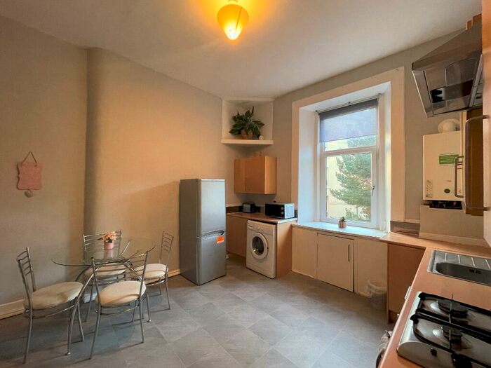 1 Bedroom Flat To Rent In Roslea Drive, Glasgow, G31