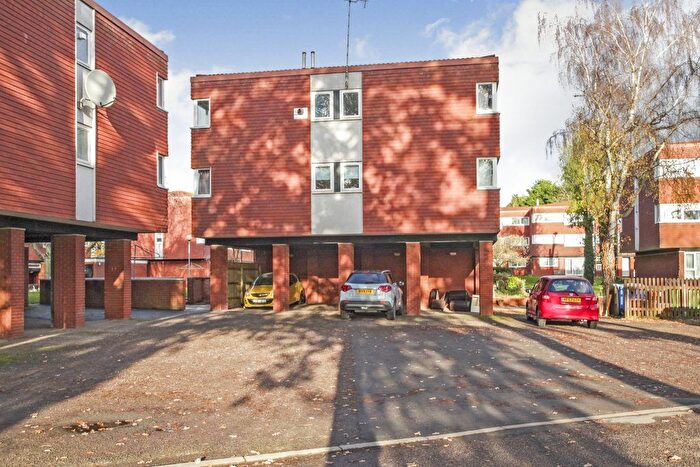2 Bedroom Flat For Sale In Cleaver Gardens, Nuneaton, CV10