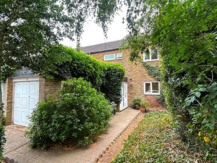 3 Bedroom End Terrace House For Sale In Baugh Road, Sidcup, DA14