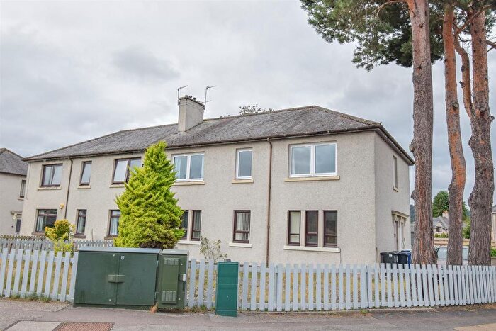 3 Bedroom Flat For Sale In Glenurquhart Road, Inverness, IV3