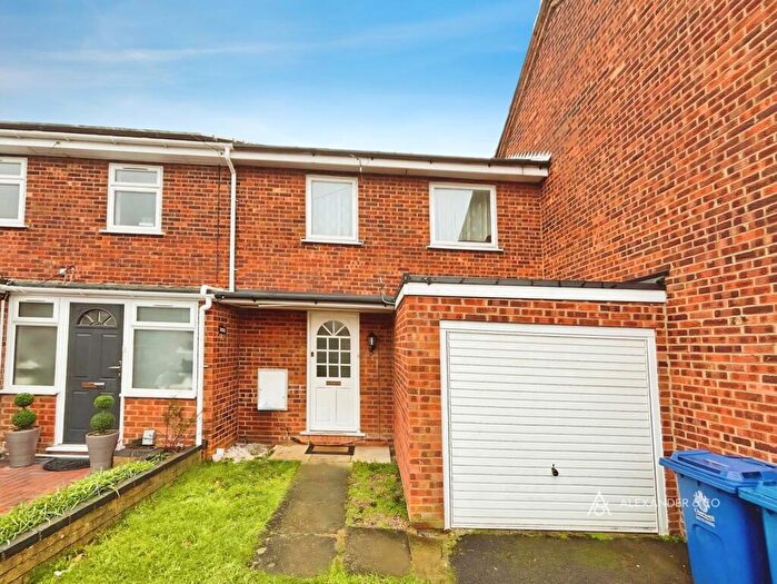 3 Bedroom Terraced House To Rent In Fair Close, Bicester, Oxfordshire, OX26