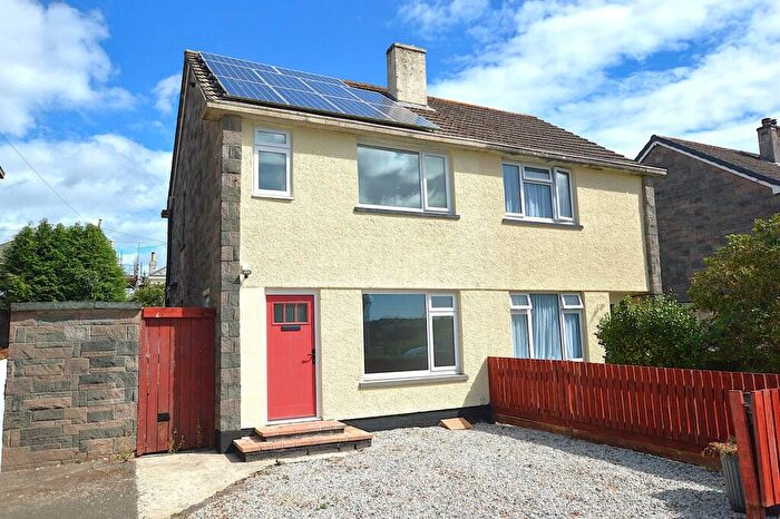 3 Bedroom Semi Detached House For Sale In Grenfell Avenue, Saltash, Cornwall, PL12