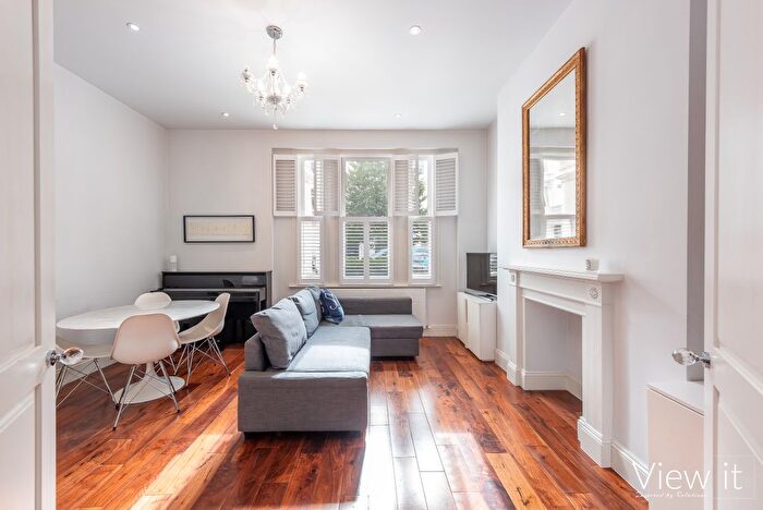 1 Bedroom Flat For Sale In Sutherland St, Pimlico, London, SW1V