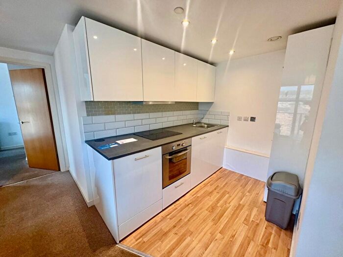 2 Bedroom Flat To Rent In The Picture Works, Nottingham, NG2