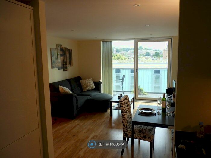 1 Bedroom Flat To Rent In Torrent Lodge, London SE10