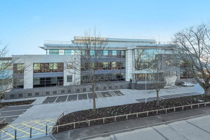 1 Bedroom Apartment To Rent In New Eton House, Slough, SL1