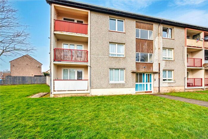 2 Bedroom Flat For Sale In Bowhouse Road, Grangemouth, Stirlingshire, FK3