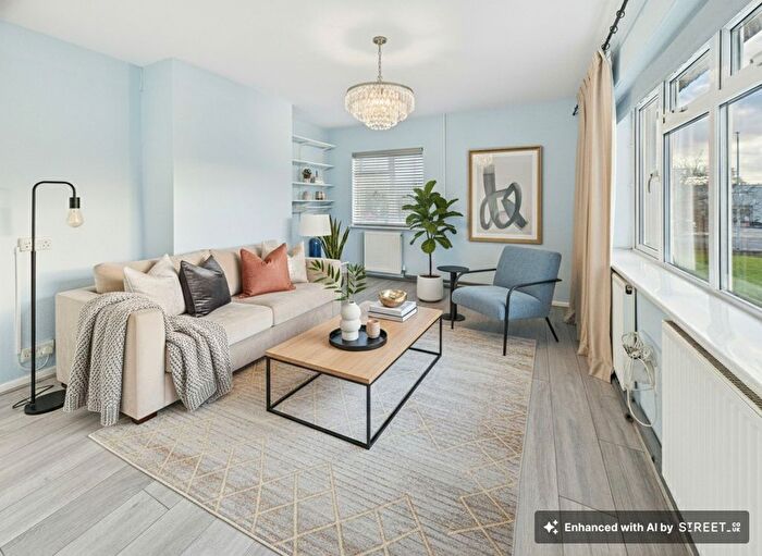 1 Bedroom Flat To Rent In Victoria Road, Ruislip, HA4