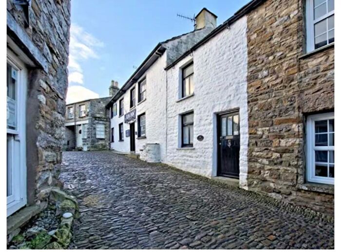 2 Bedroom Cottage For Sale In Main Street, Dent, Sedbergh, LA10